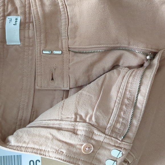 Wilfred Pant - Picture 3 of 4